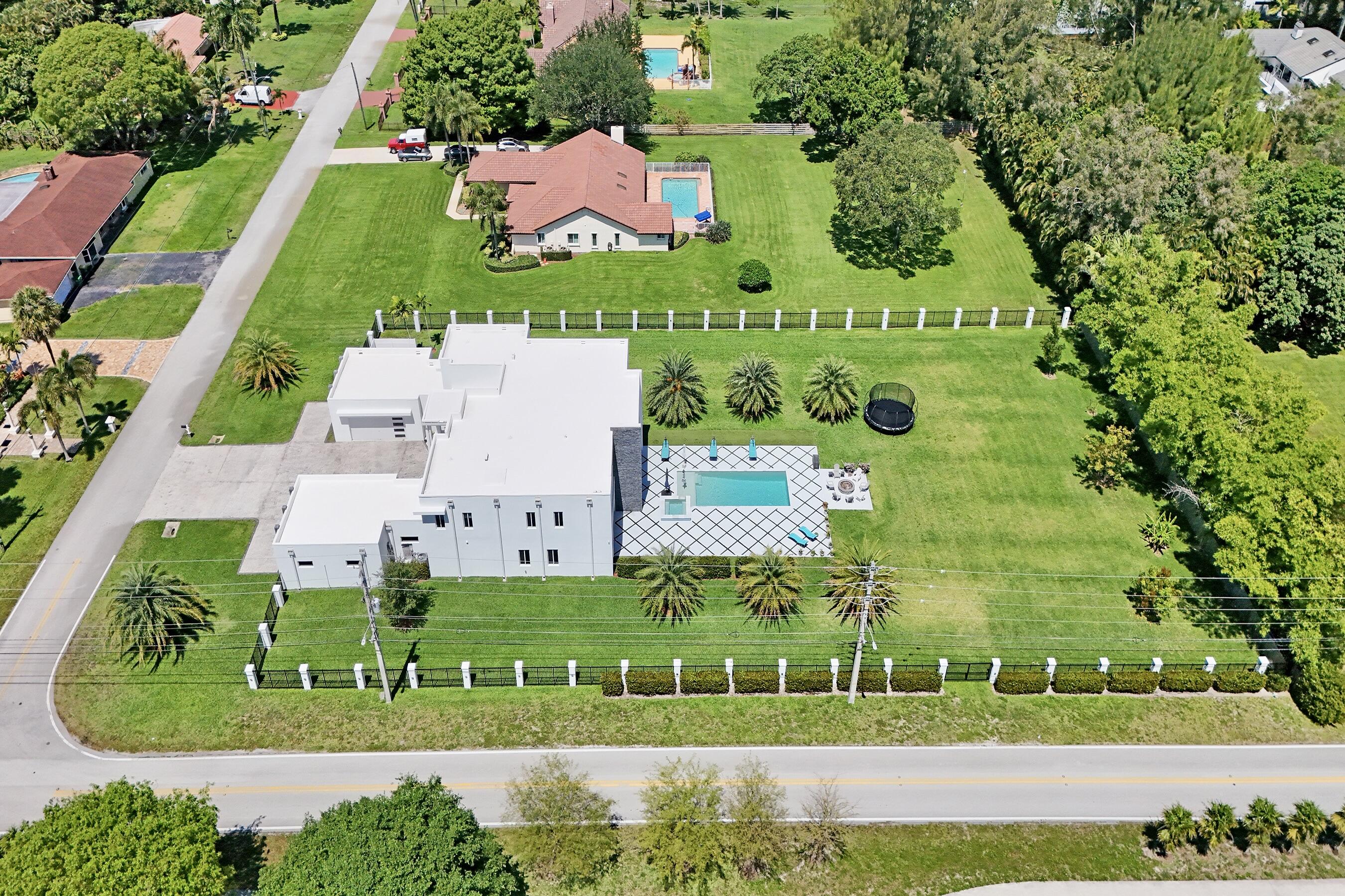 Plantation photo 5