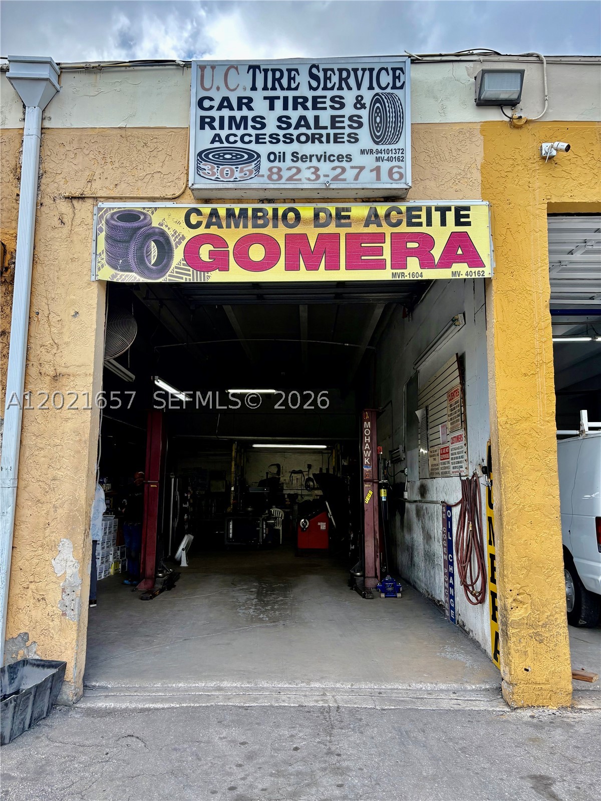 Hialeah Gardens photo 1