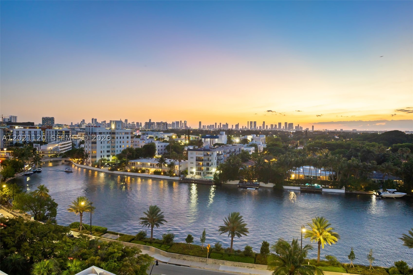 Miami Beach photo 2