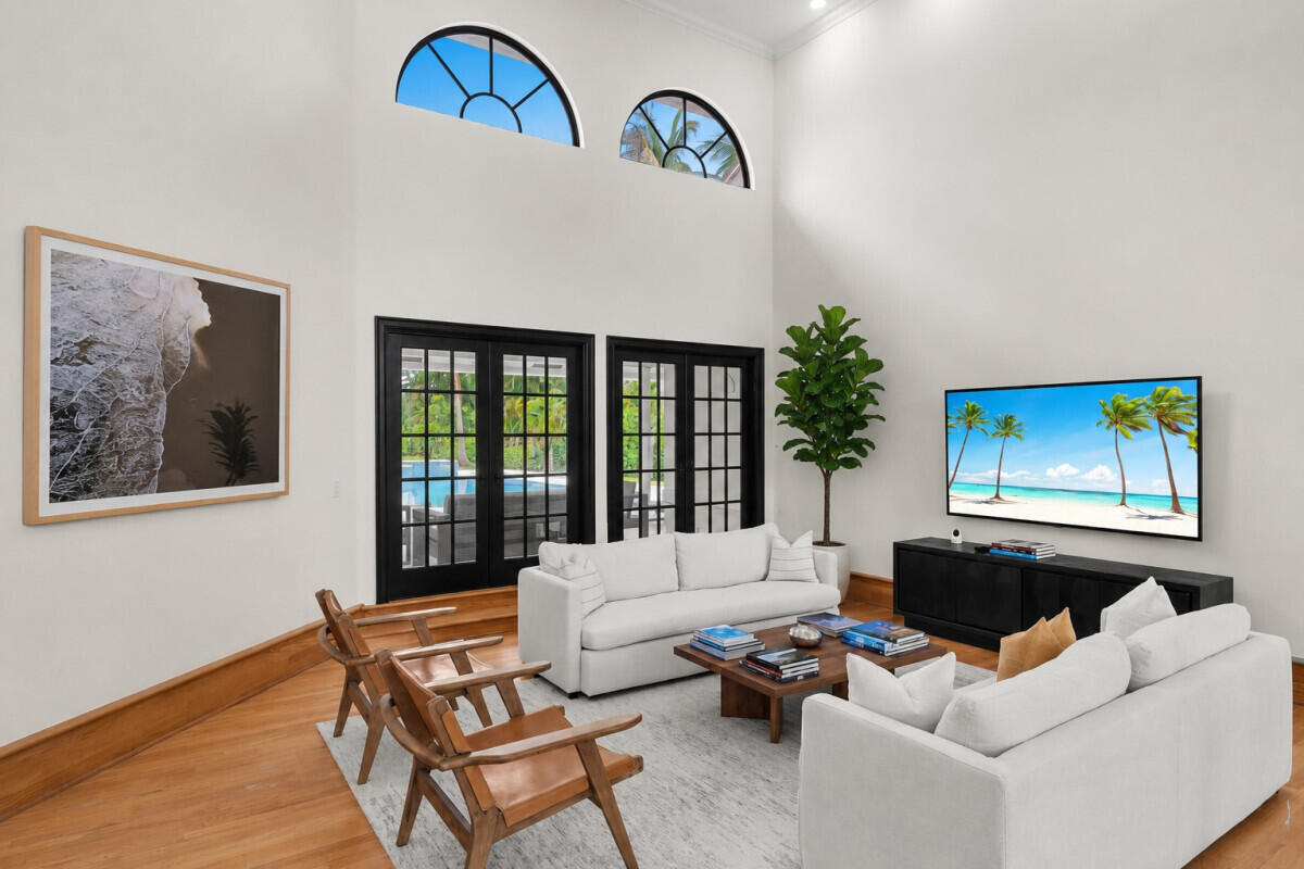 Palm Beach Gardens photo 3