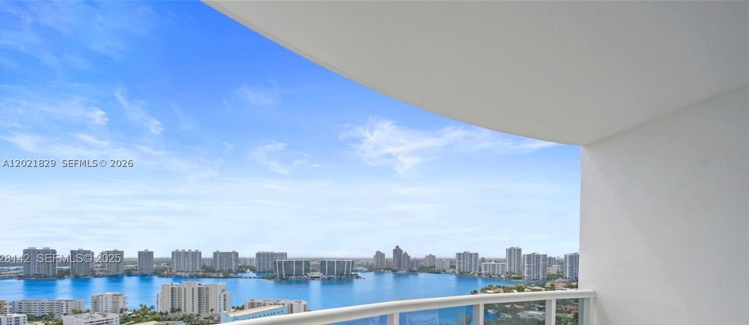 Sunny Isles Beach photo 1
