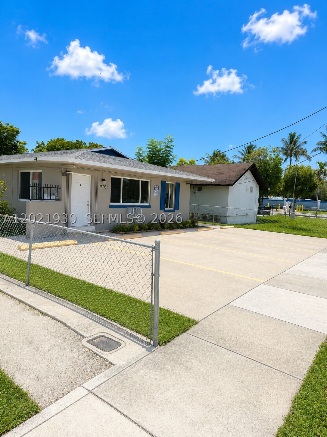 North Miami Beach photo 3