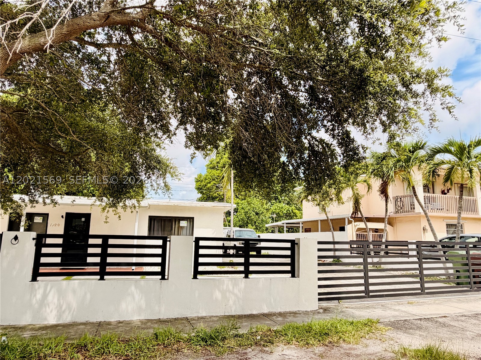 Hialeah photo 5