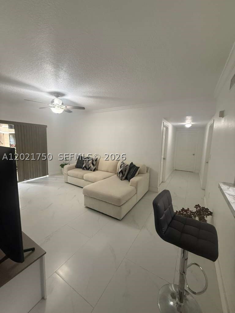 Pembroke Pines photo 3