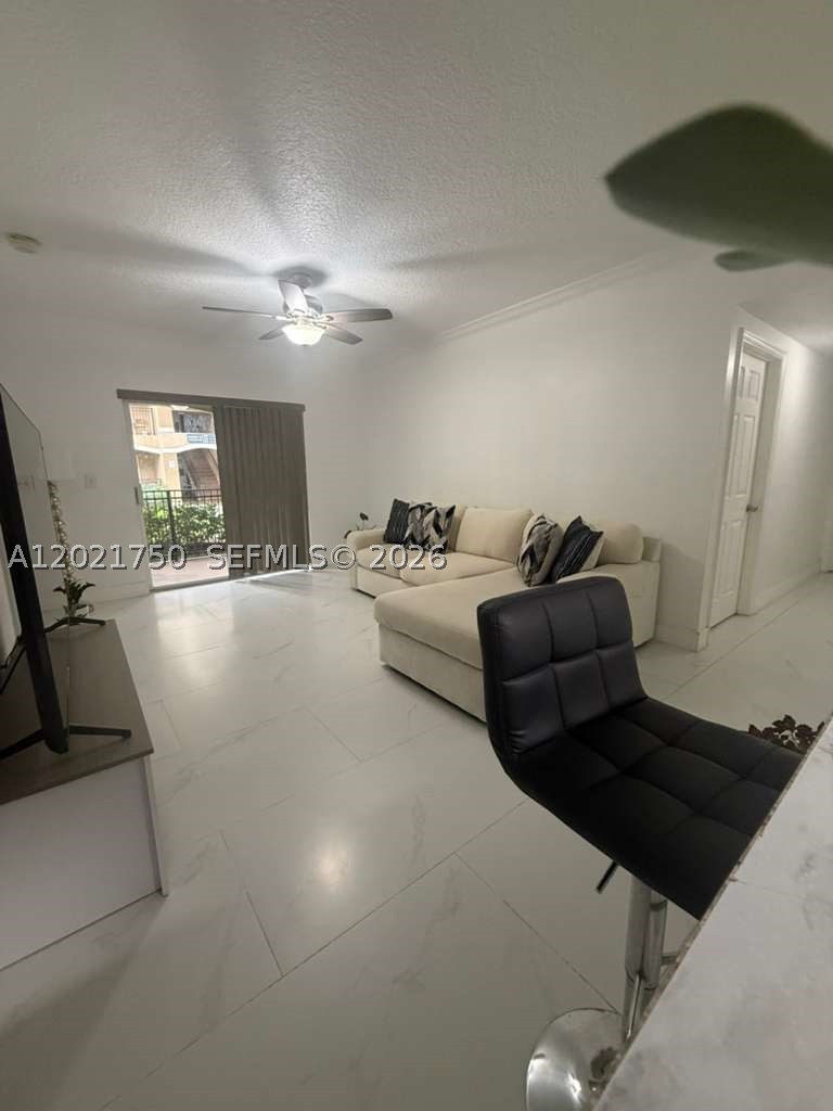 Pembroke Pines photo 4