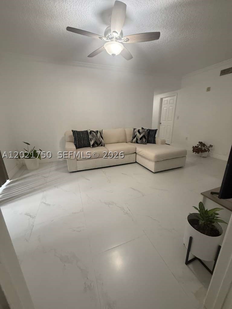 Pembroke Pines photo 5