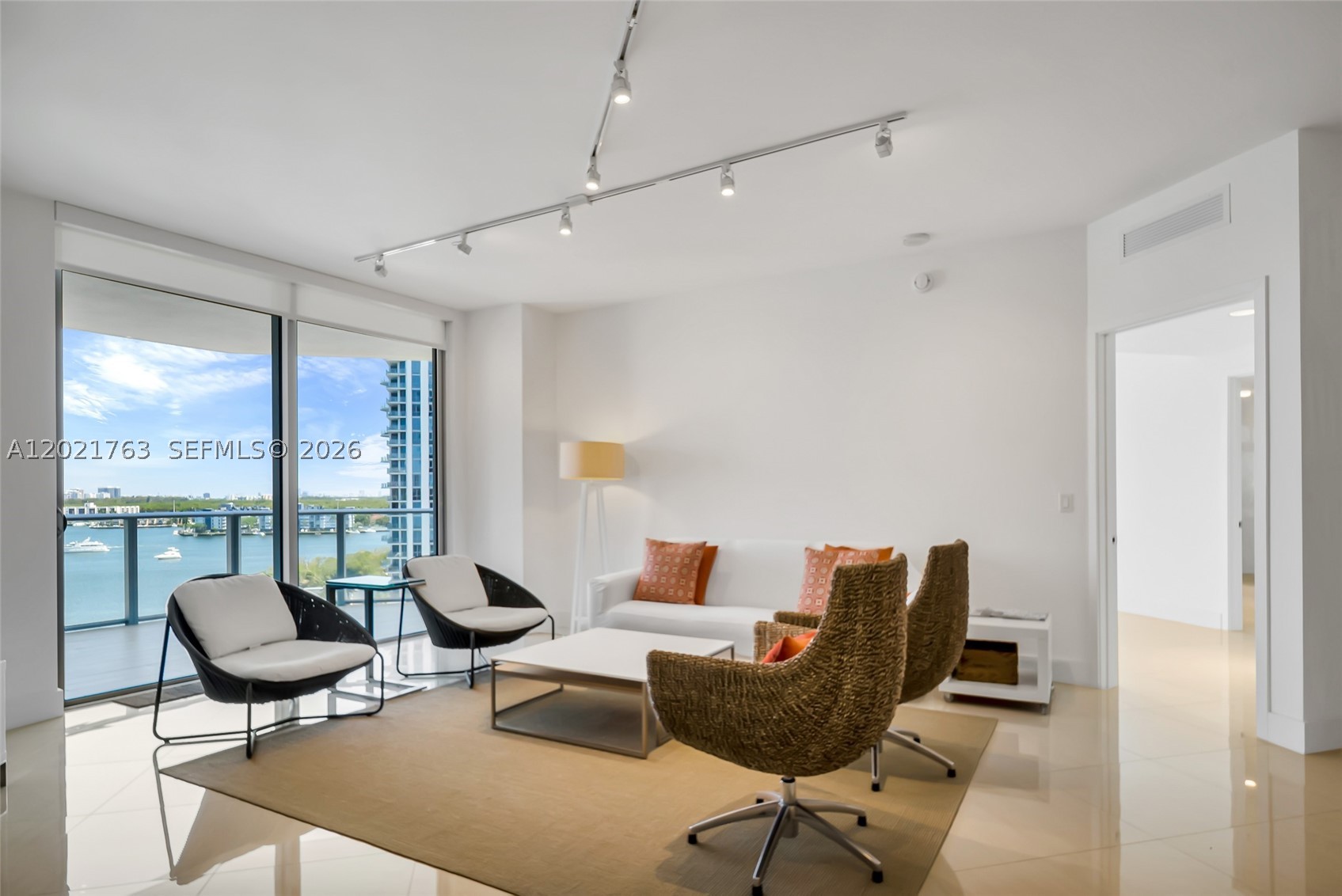 North Miami Beach photo 4