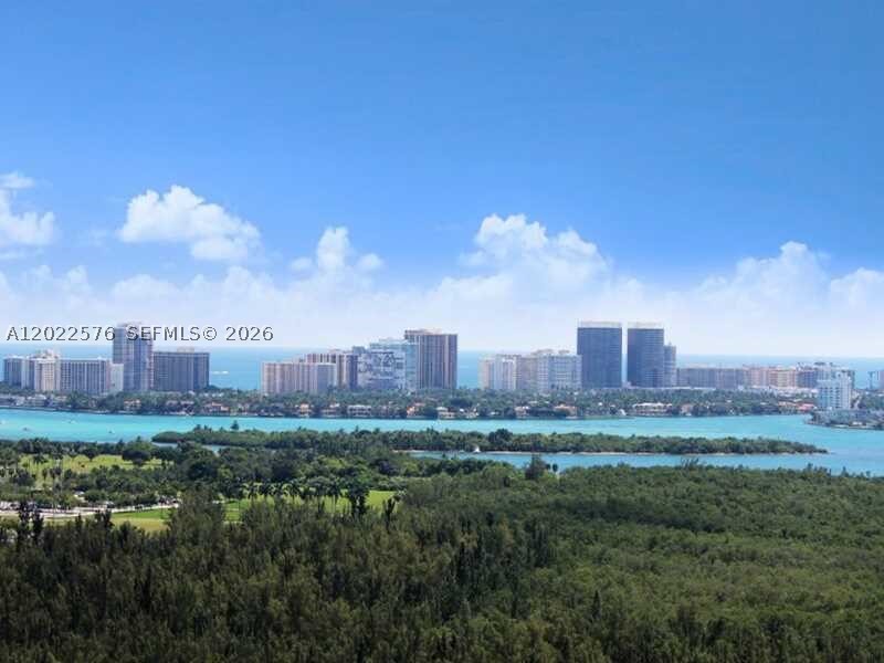 North Miami photo 4
