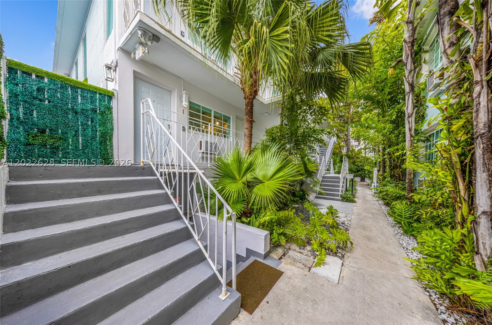 Miami Beach photo 3
