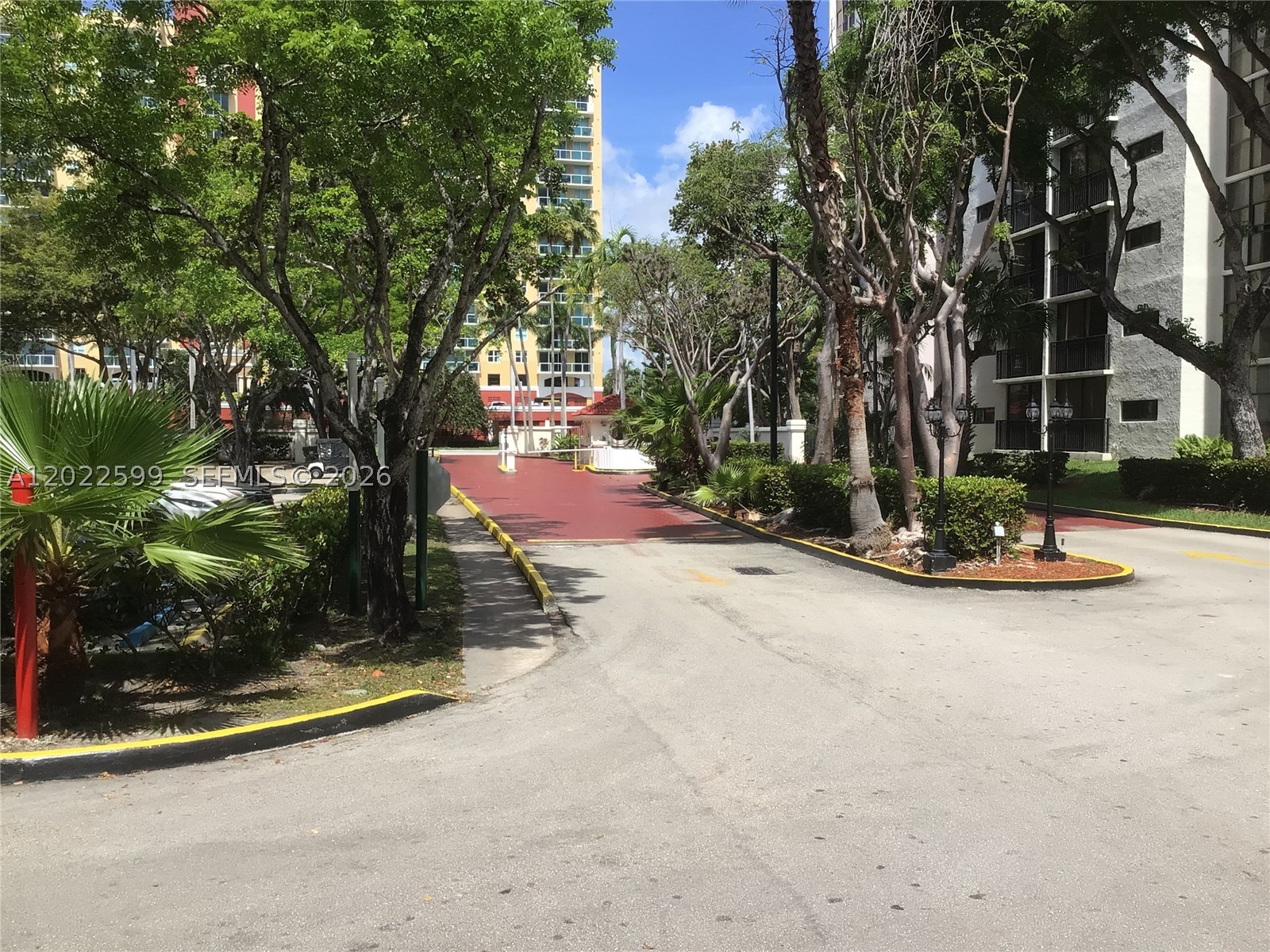 Sunny Isles Beach photo 1