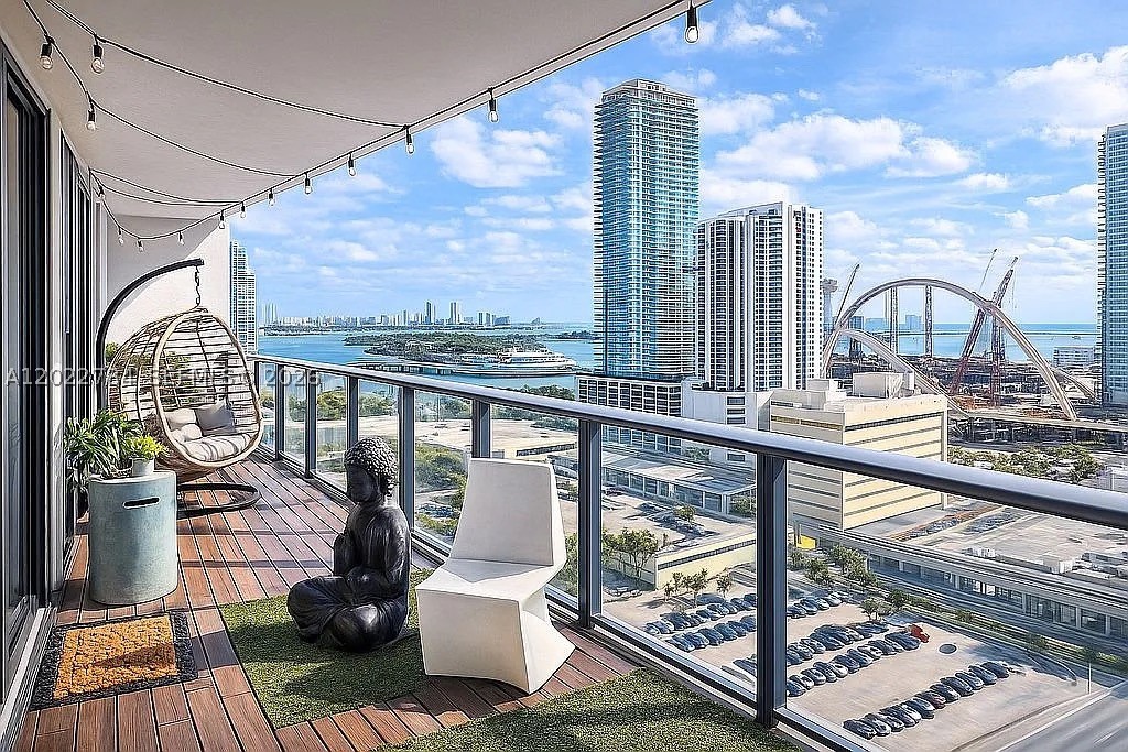 Miami photo 1