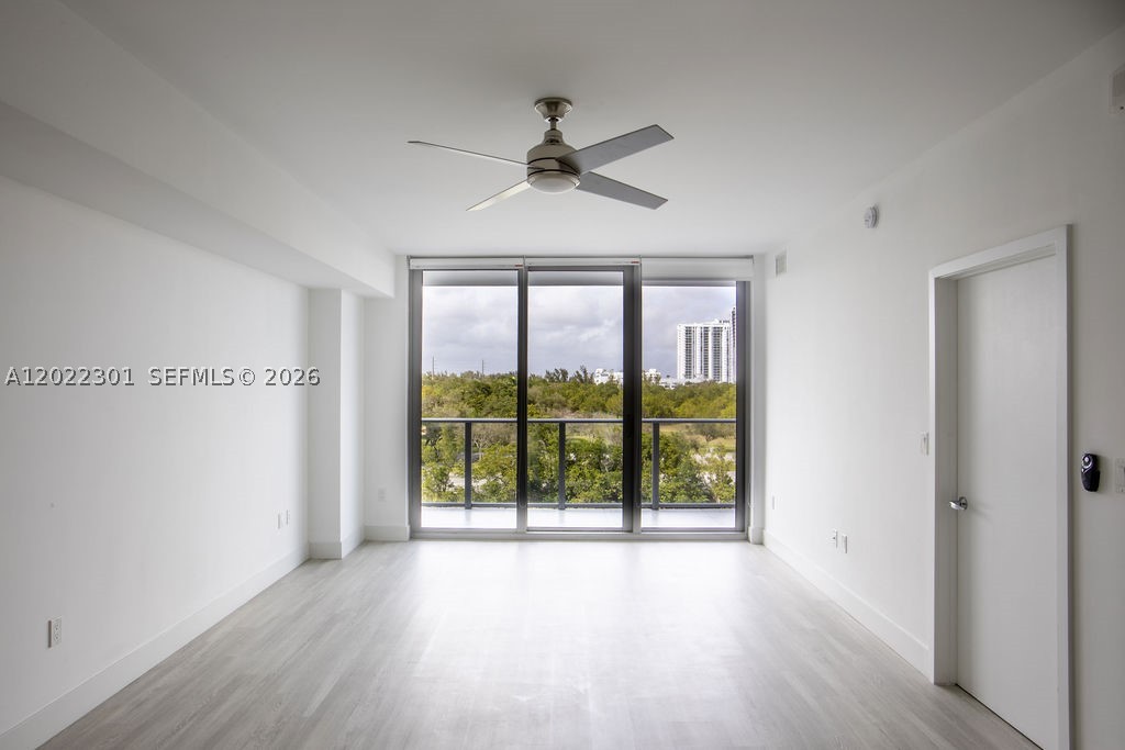 North Miami Beach photo 3