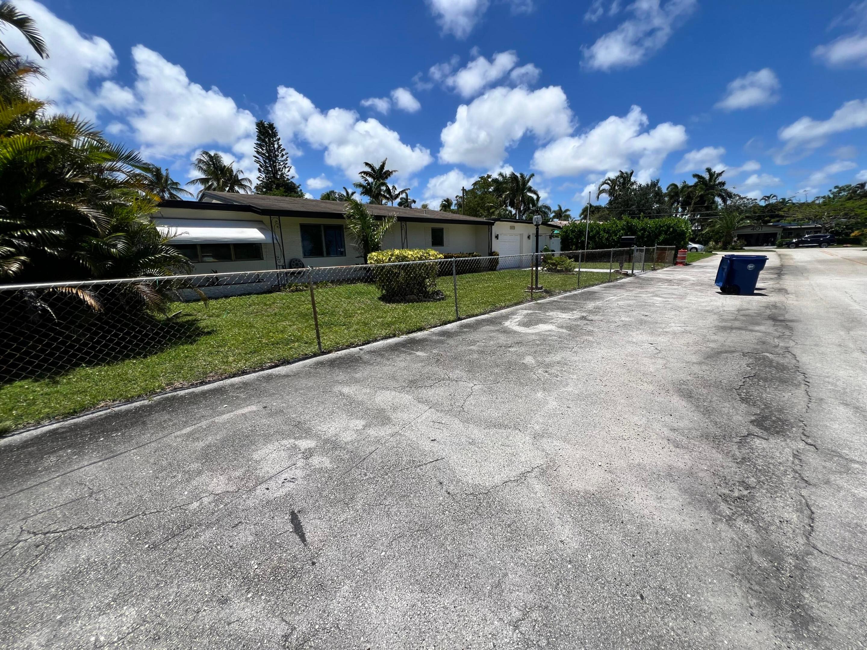 Wilton Manors photo 1