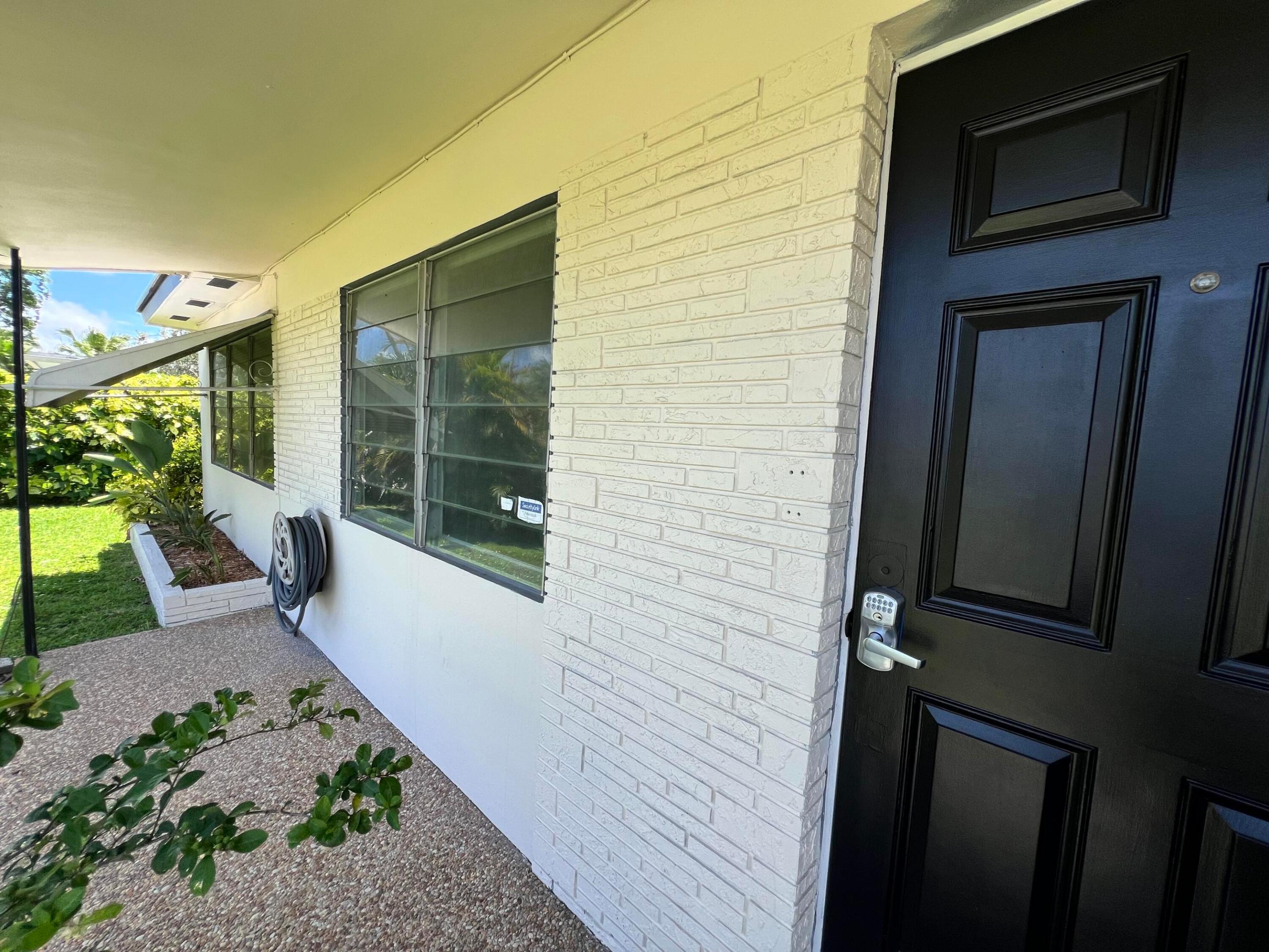 Wilton Manors photo 3