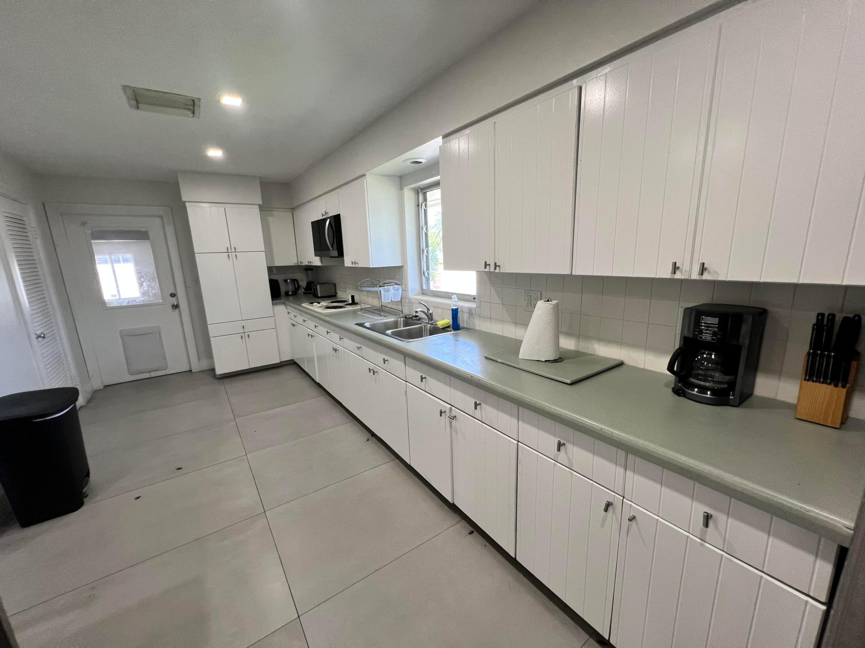 Wilton Manors photo 5