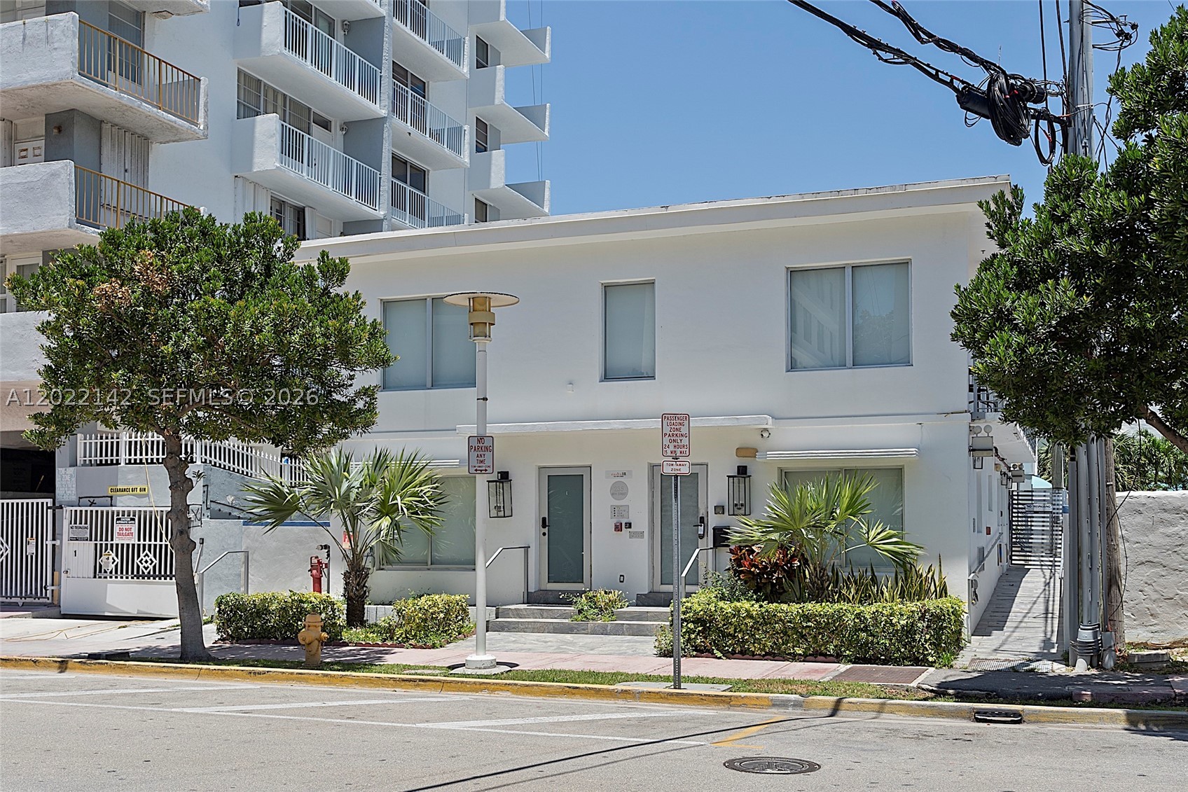 Miami Beach photo 1