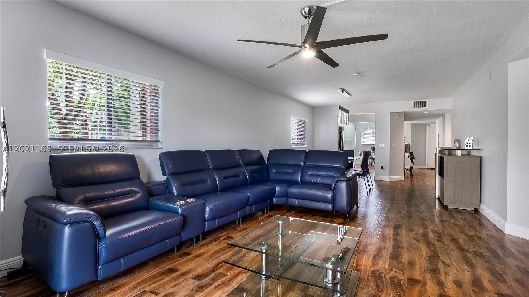 Pembroke Pines photo 1