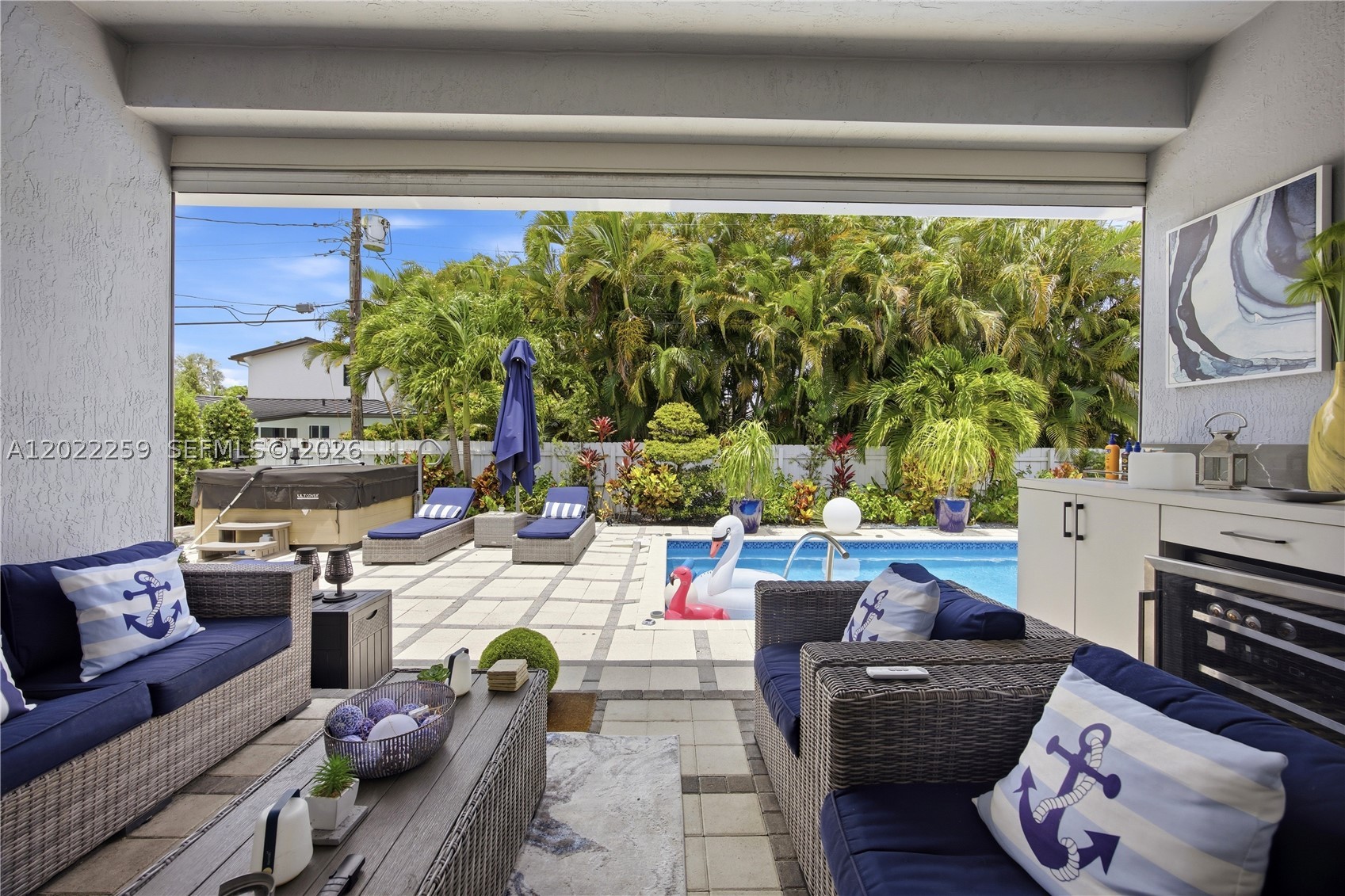 Wilton Manors photo 5