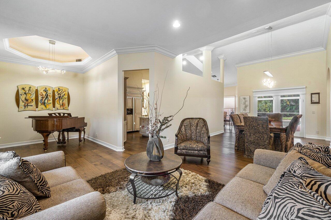 Palm Beach Gardens photo 3