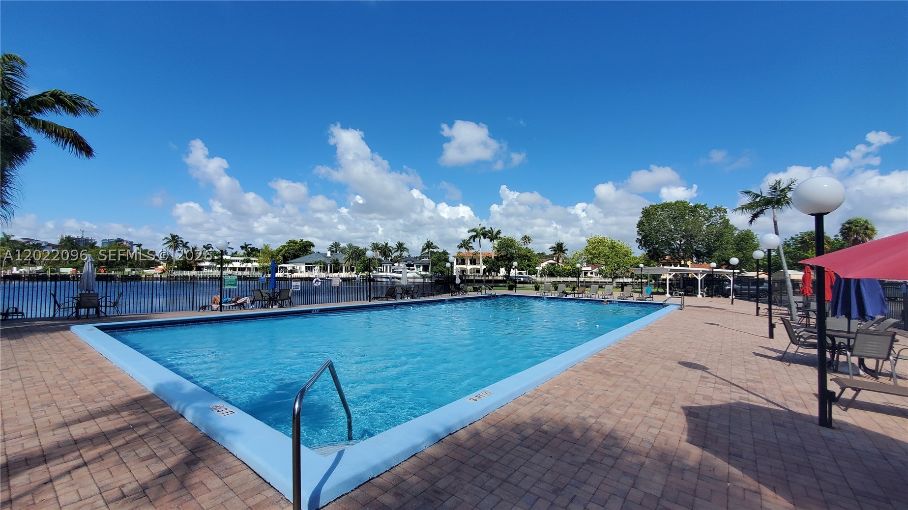 Hallandale Beach photo 1