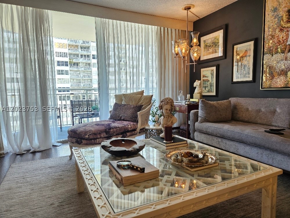 Aventura photo 3