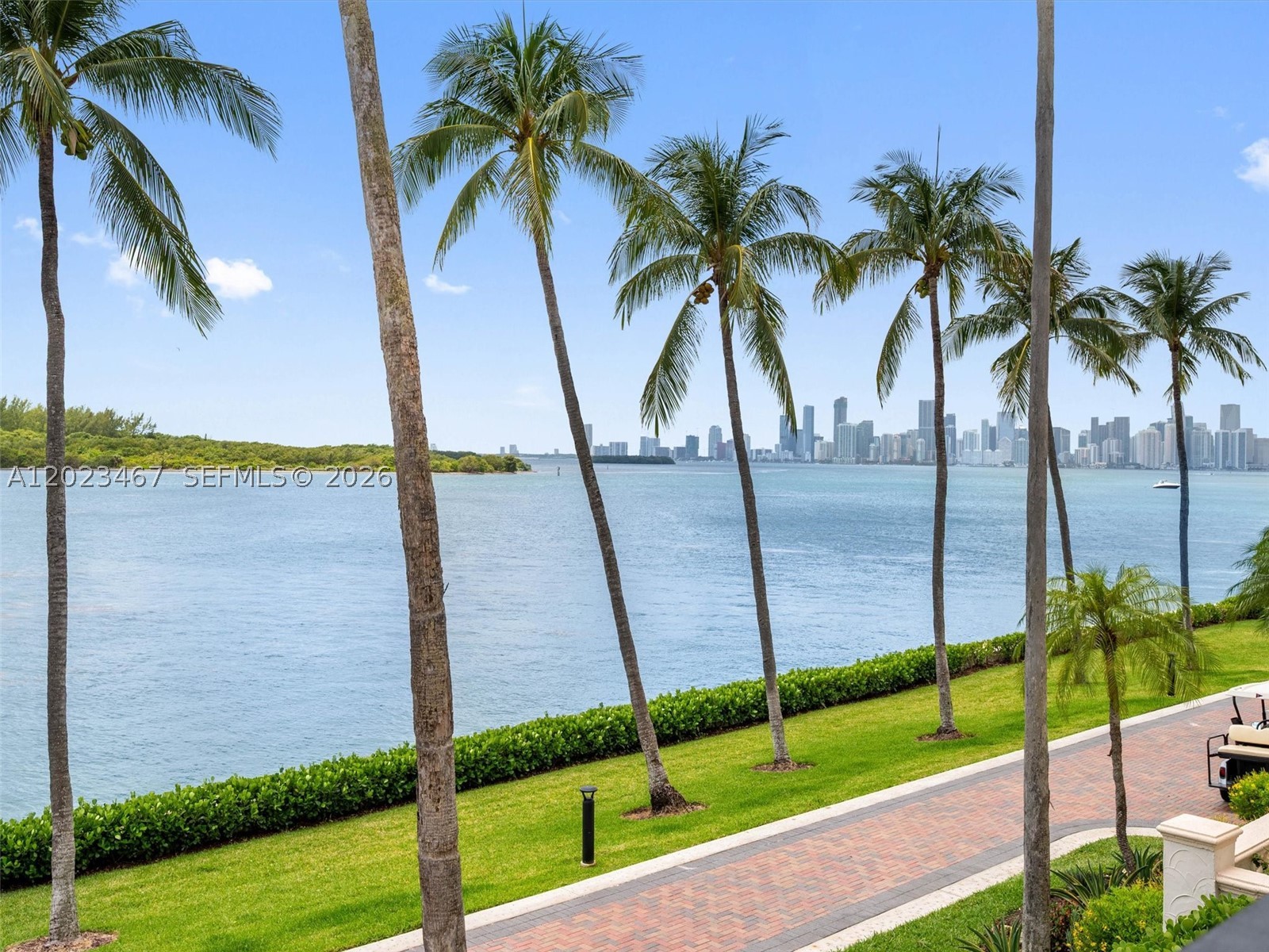 Miami Beach photo 1