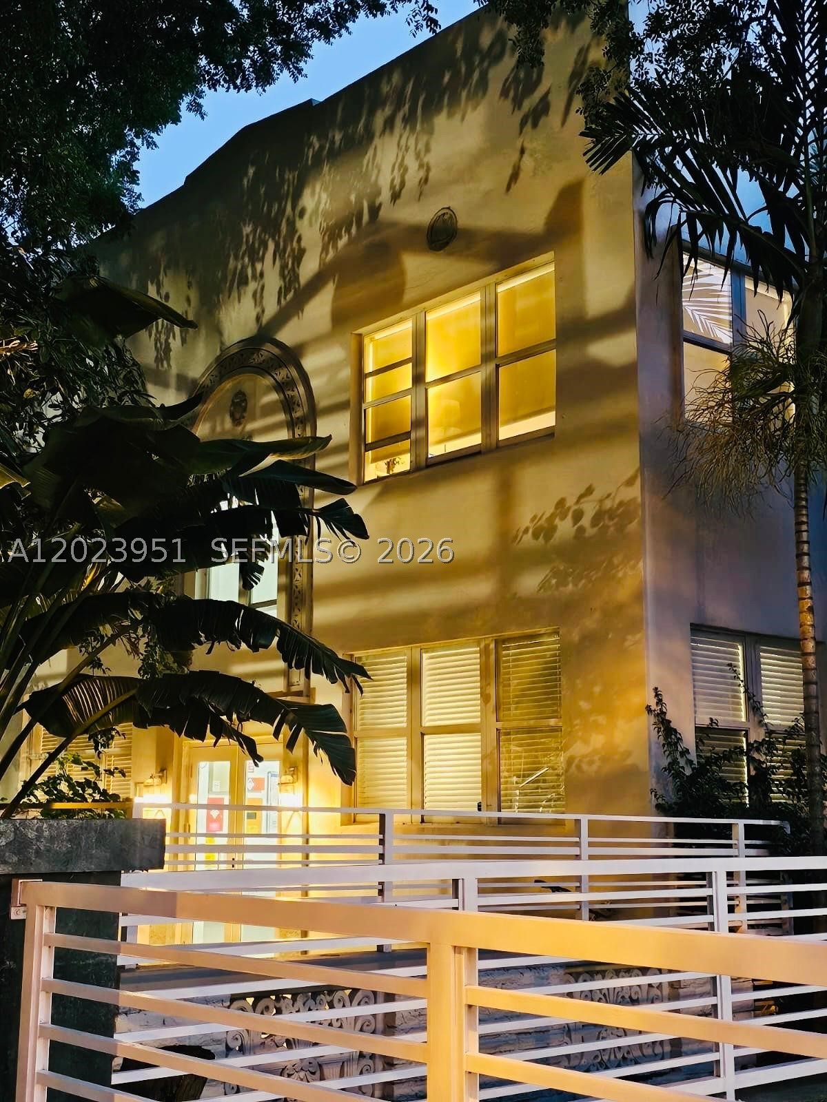 Miami Beach photo 2