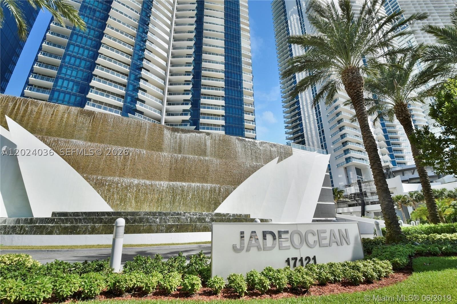 Sunny Isles Beach photo 2