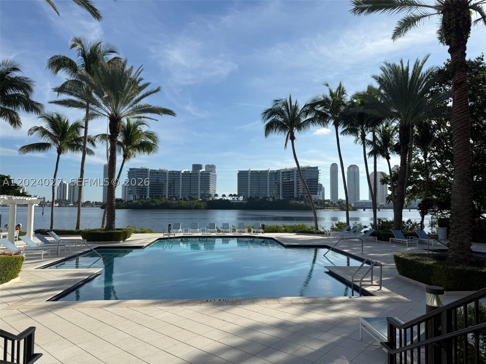 Aventura photo 1