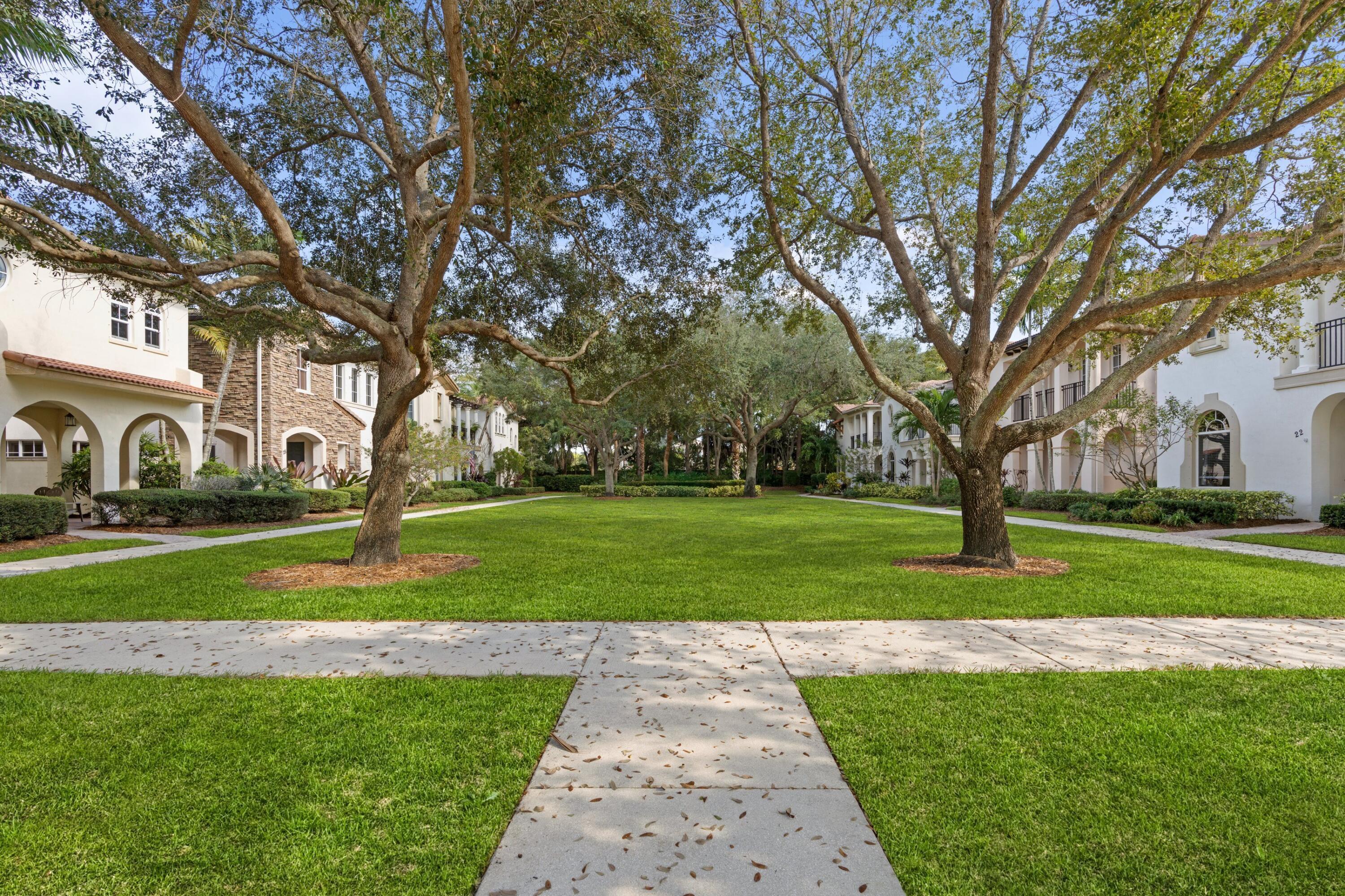 Palm Beach Gardens photo 3