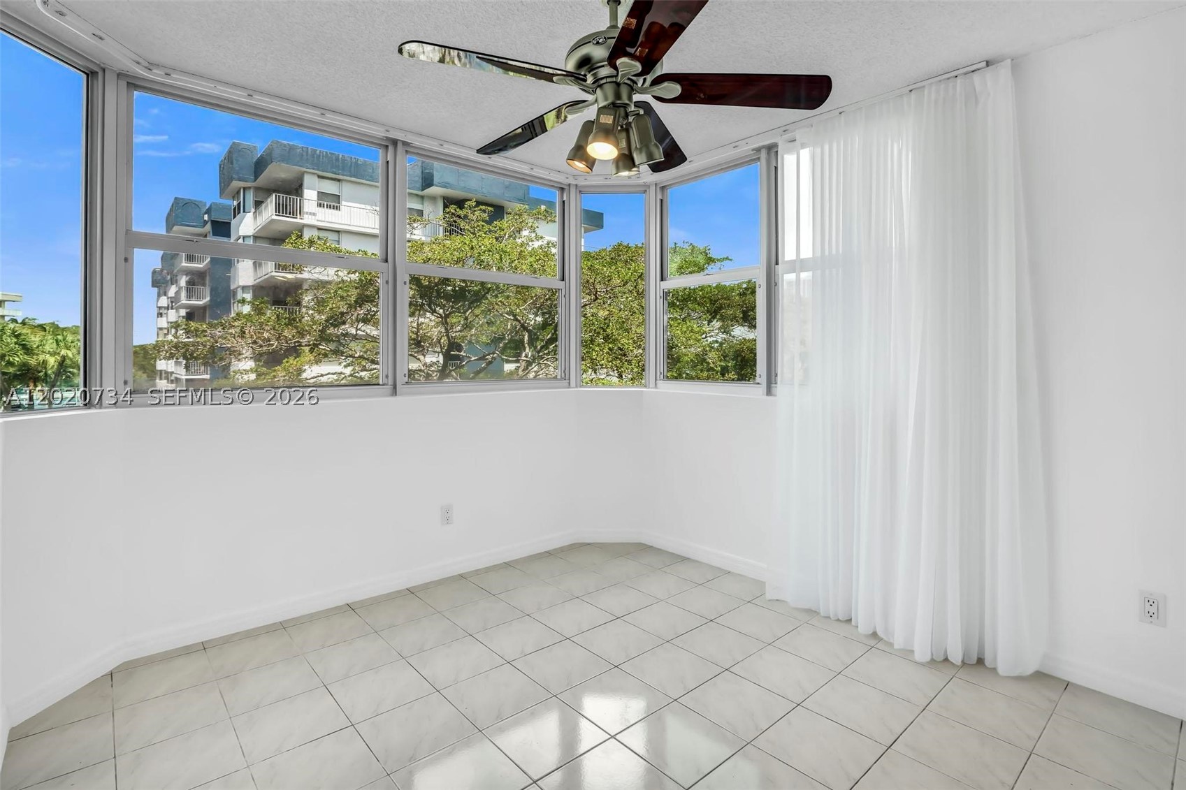 North Miami Beach photo 4