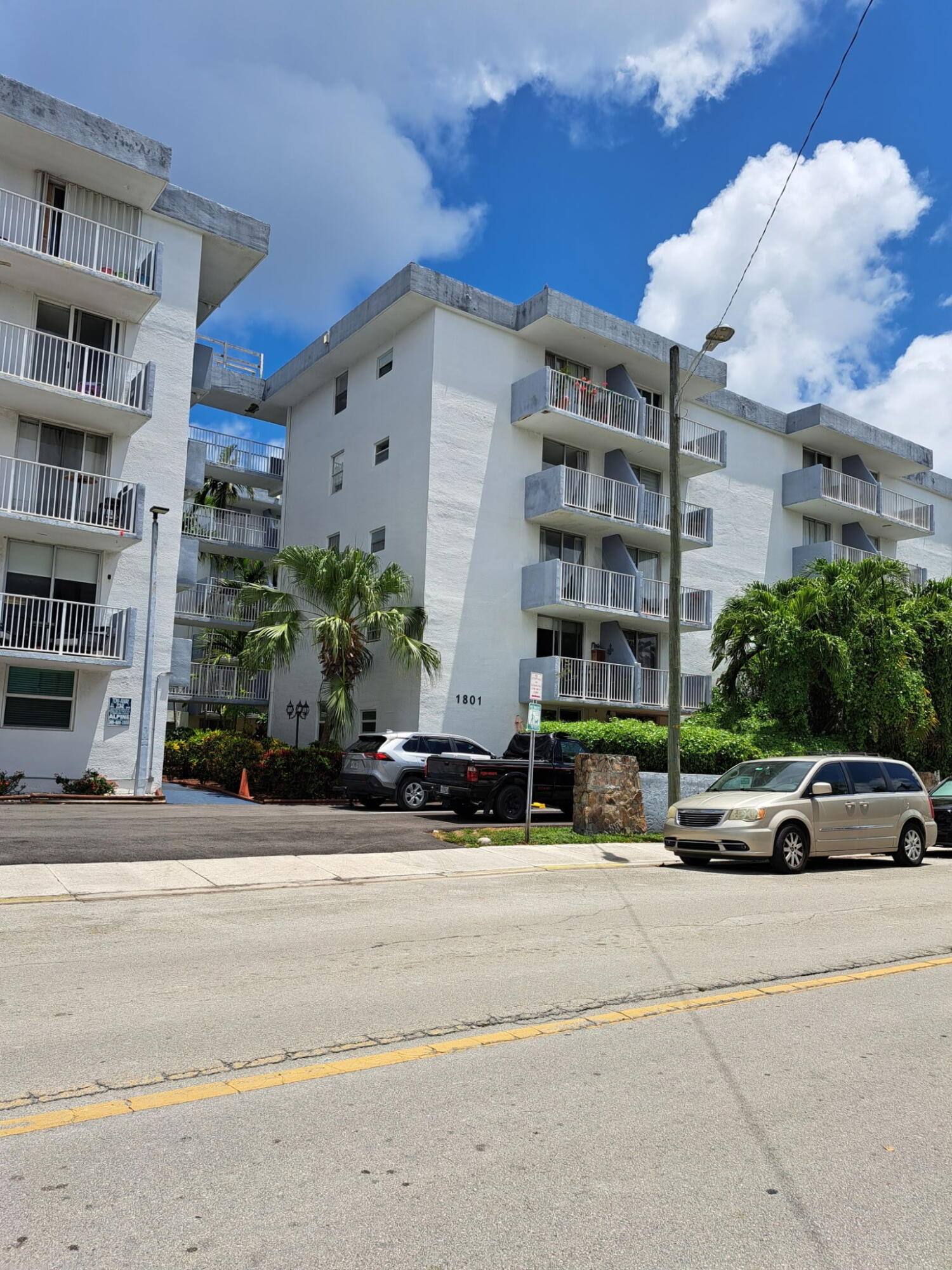 North Bay Village photo 1