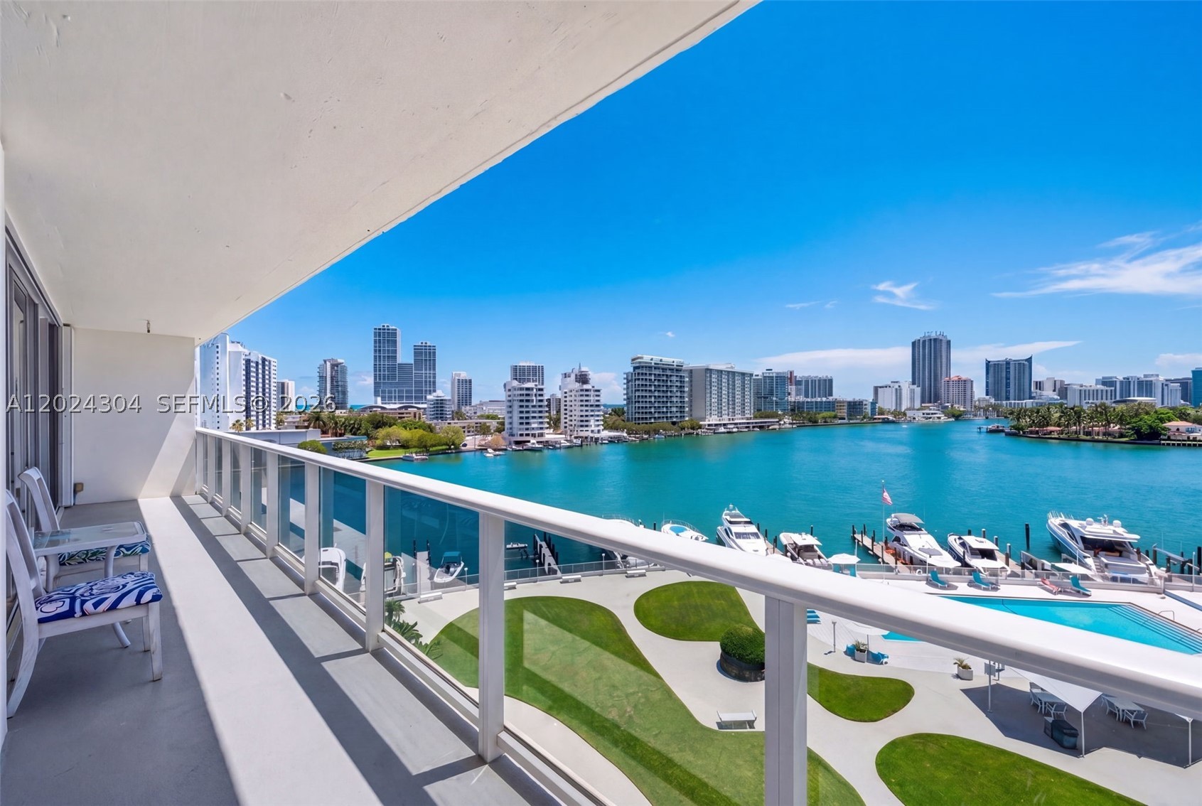 Miami Beach photo 1
