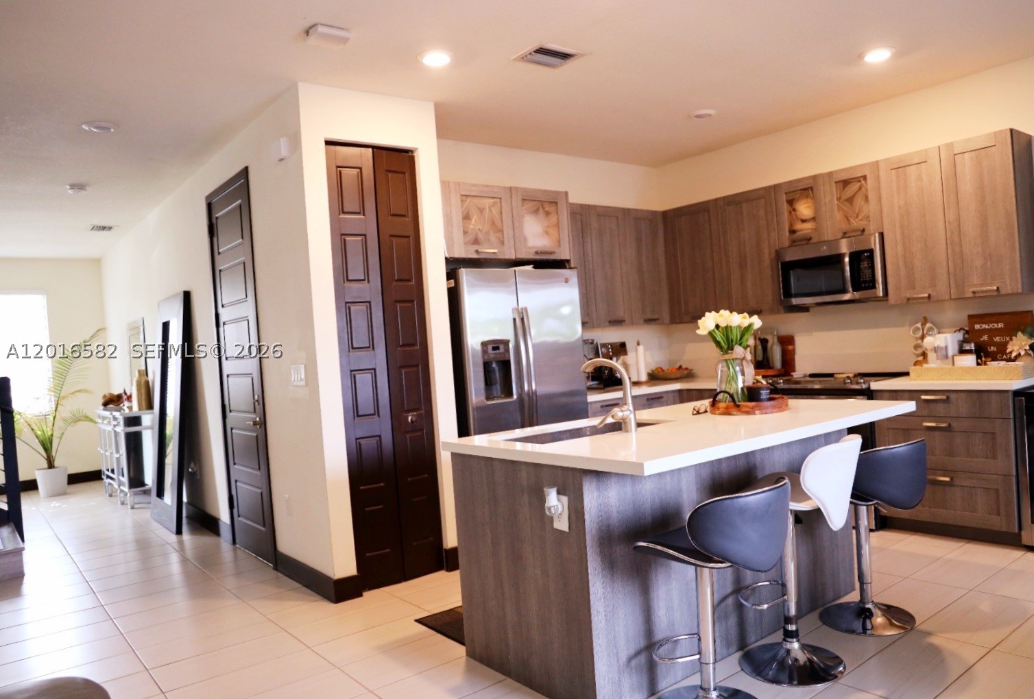 Miami Lakes photo 4
