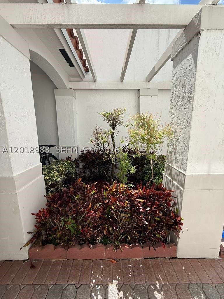 Doral photo 3
