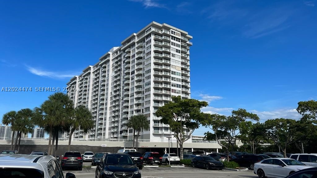 Aventura photo 1