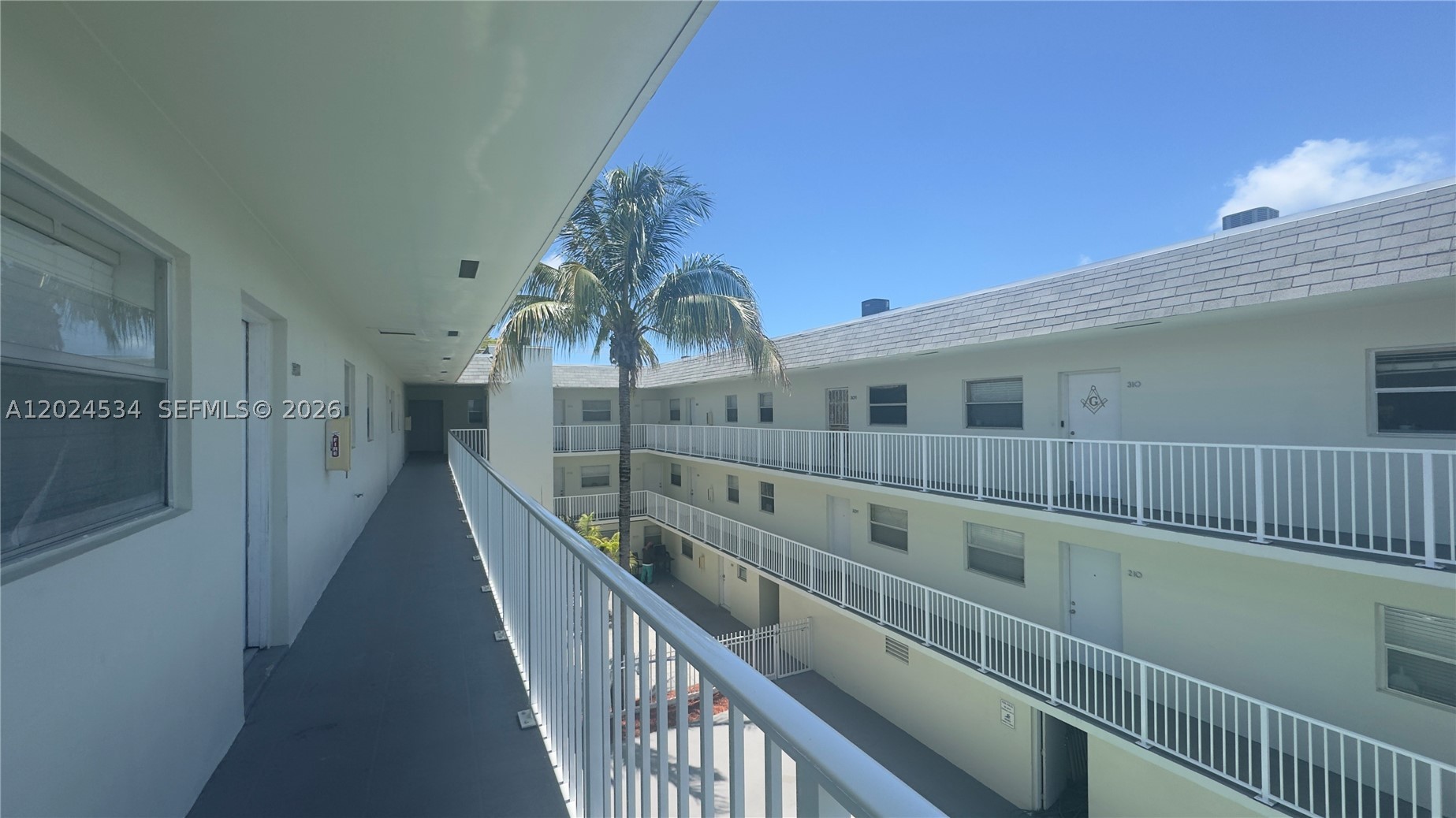 North Miami photo 1