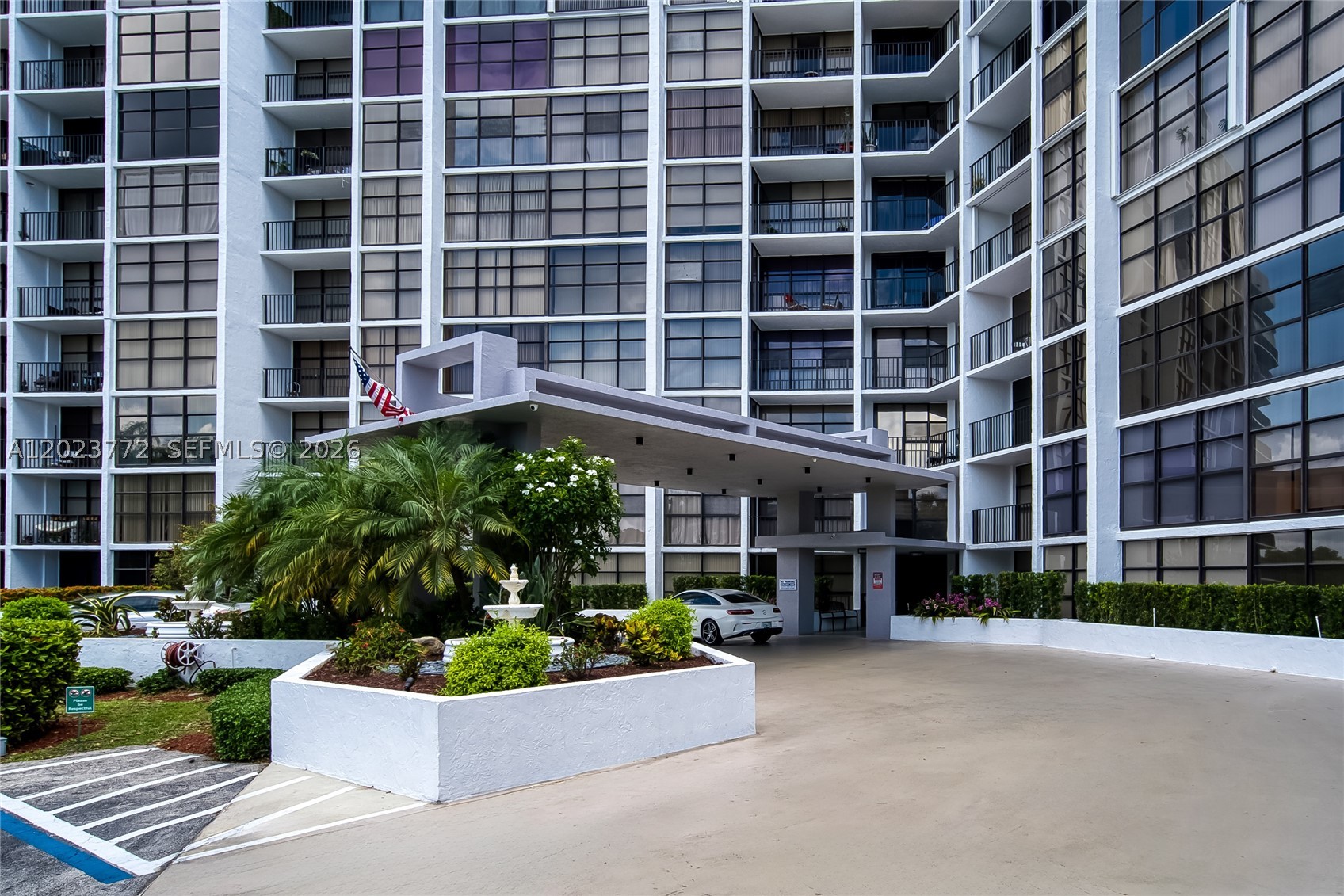 Hallandale Beach photo 4