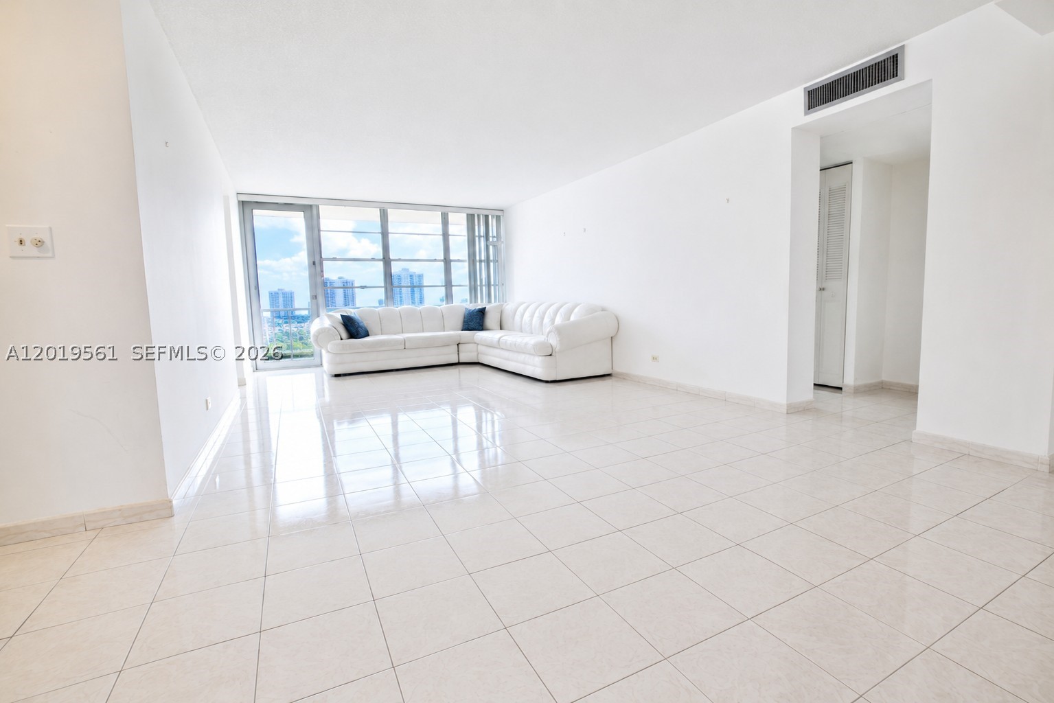Sunny Isles Beach photo 3