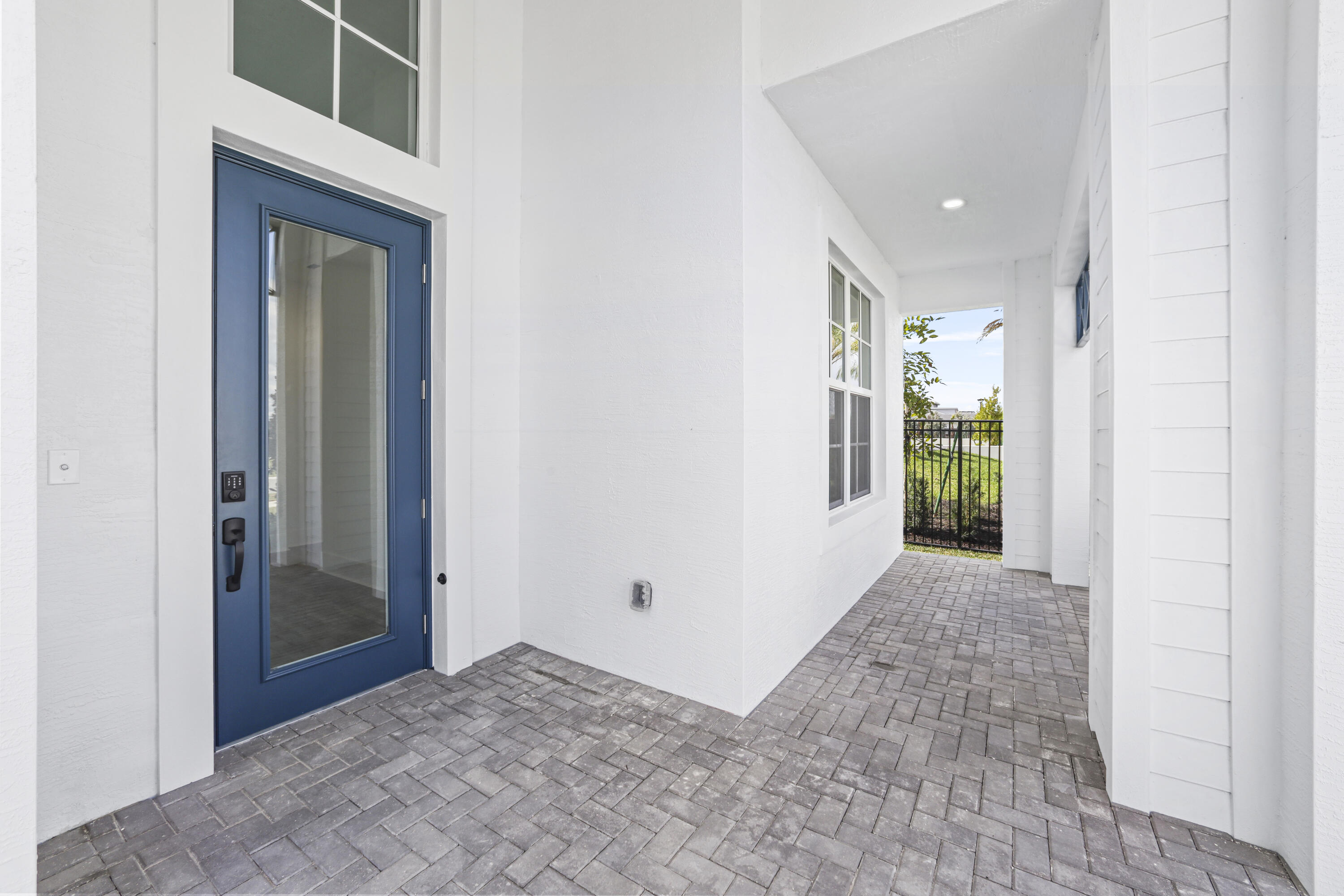 Palm Beach Gardens photo 2