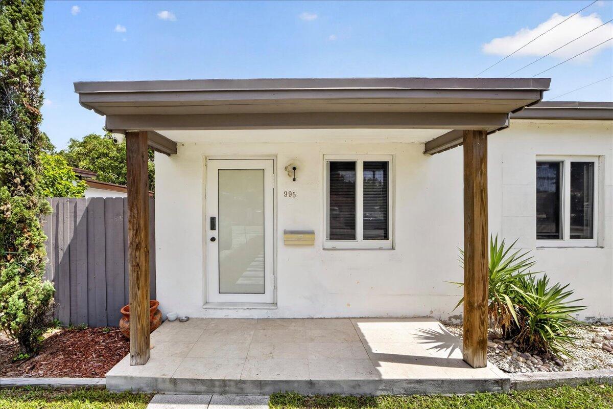 North Miami Beach photo 2