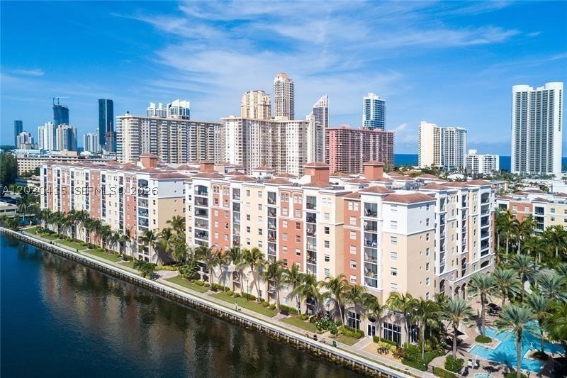 Sunny Isles Beach photo 1