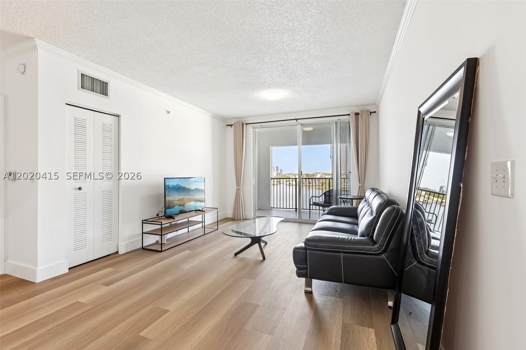 Sunny Isles Beach photo 2