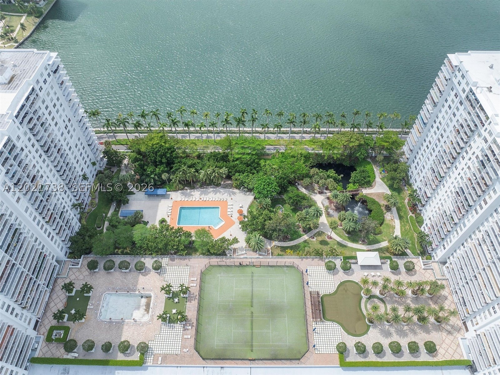 Aventura photo 3