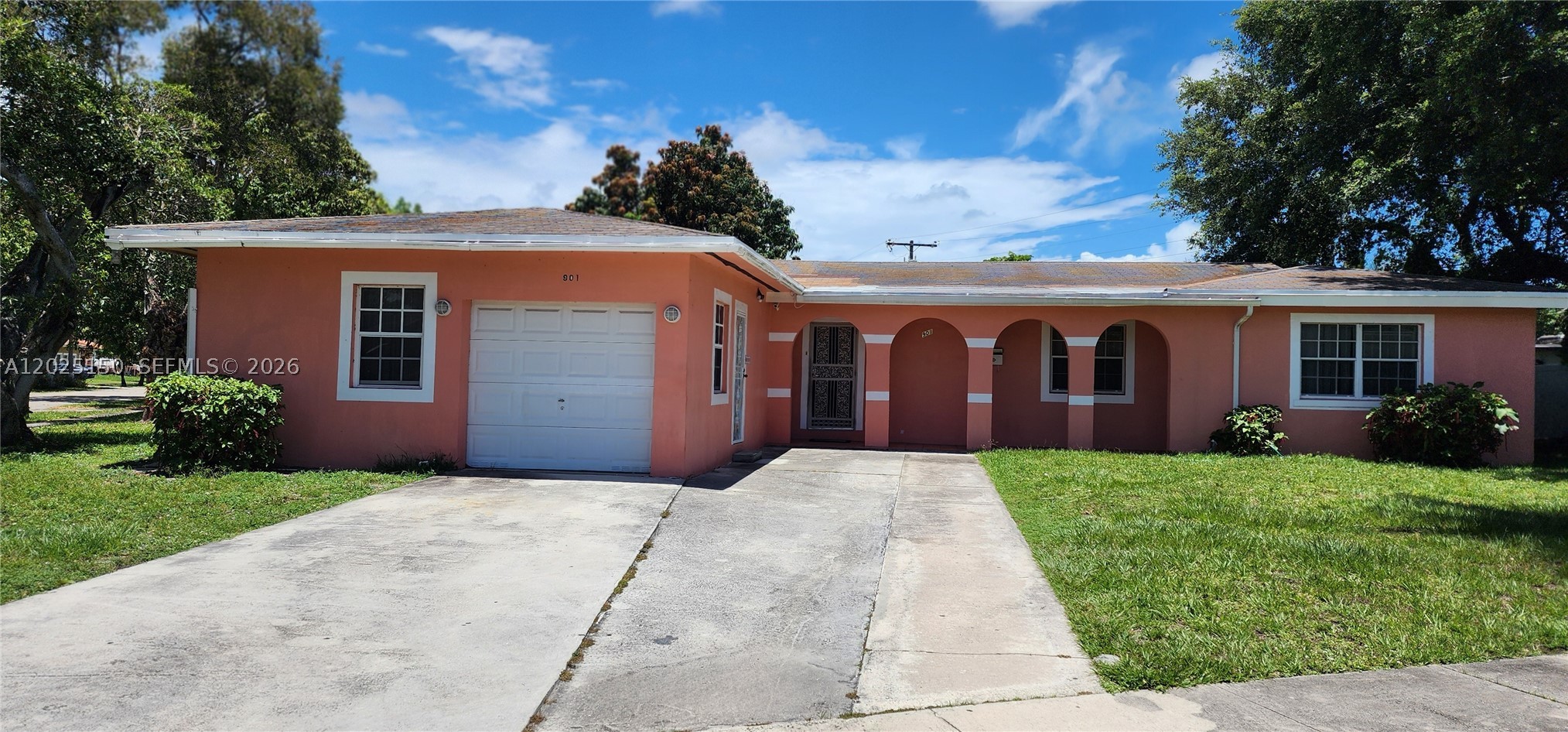 North Miami Beach photo 1