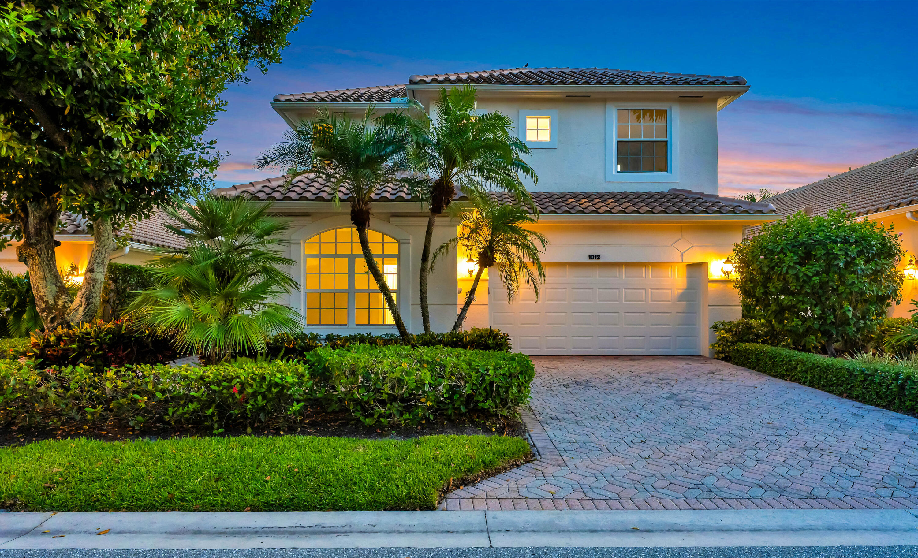 Palm Beach Gardens photo 1