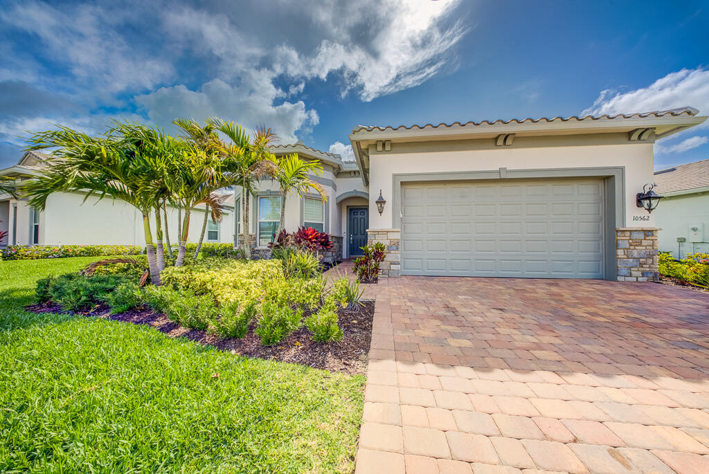 Palm Beach Gardens photo 3