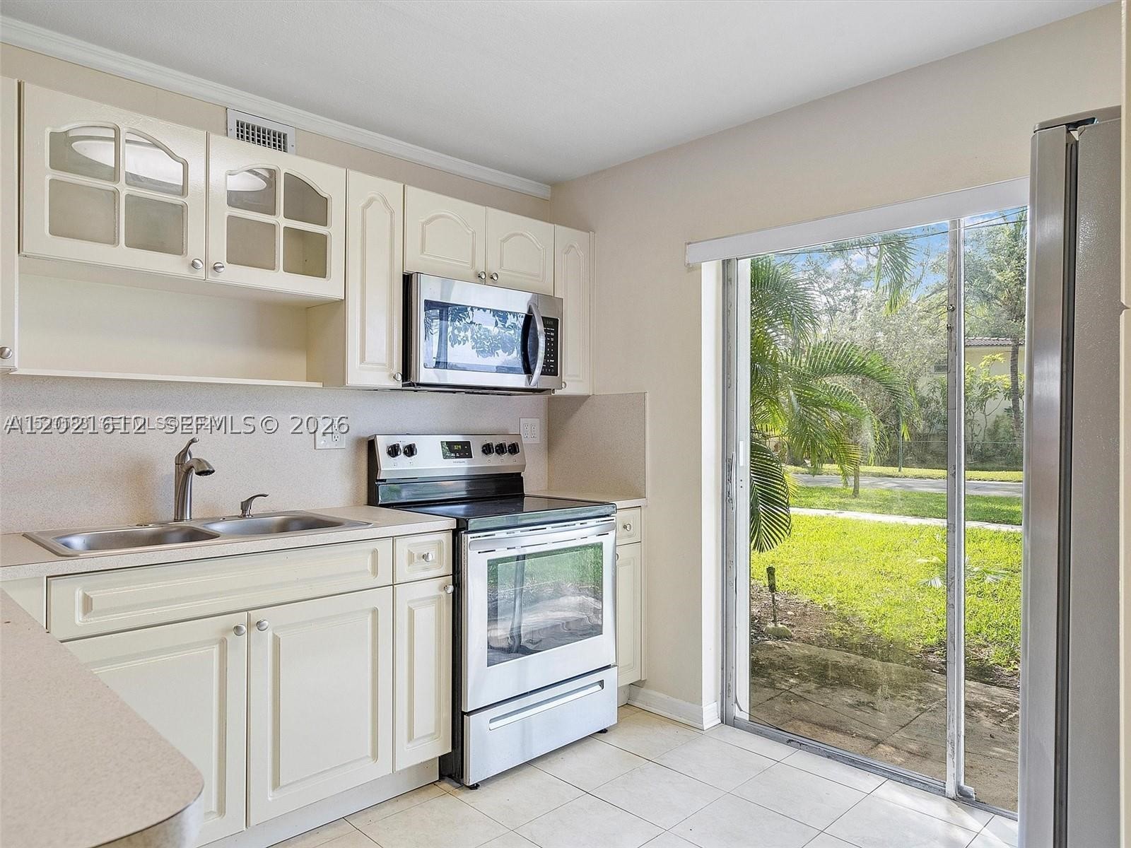 Miami Shores photo 3