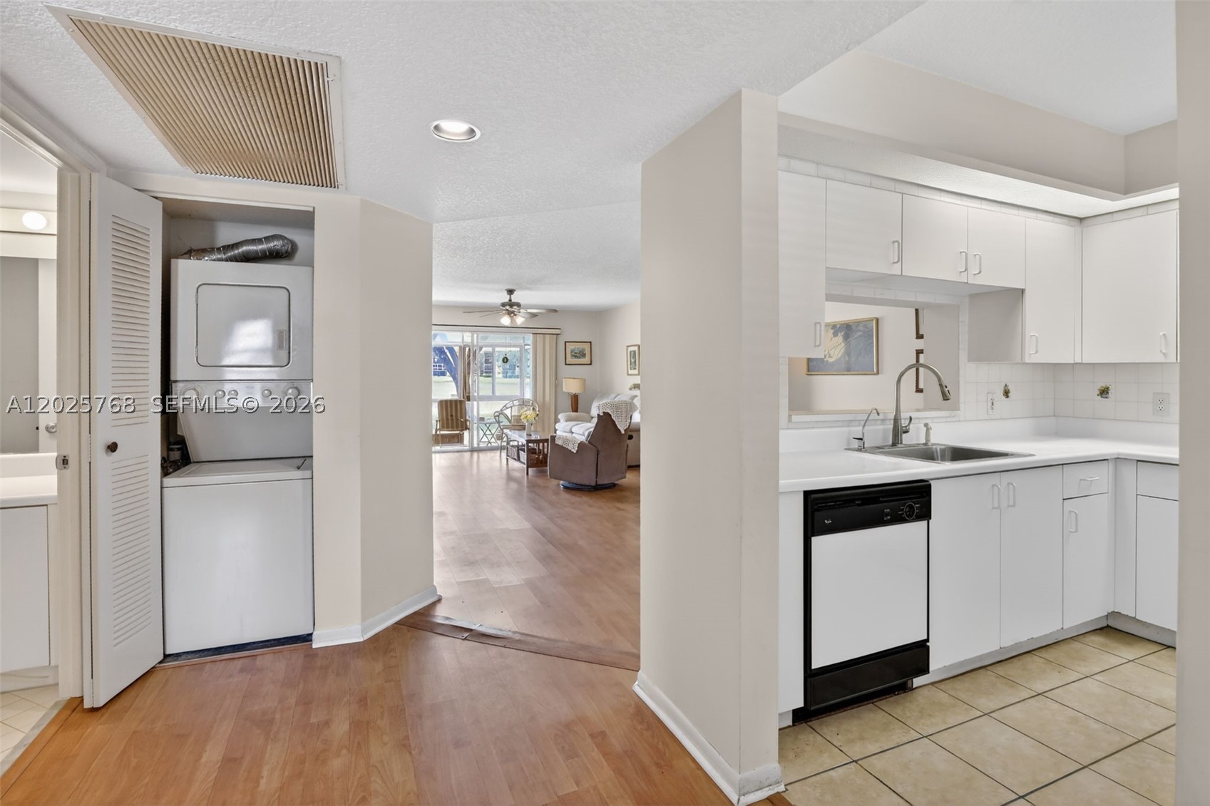 Pembroke Pines photo 3