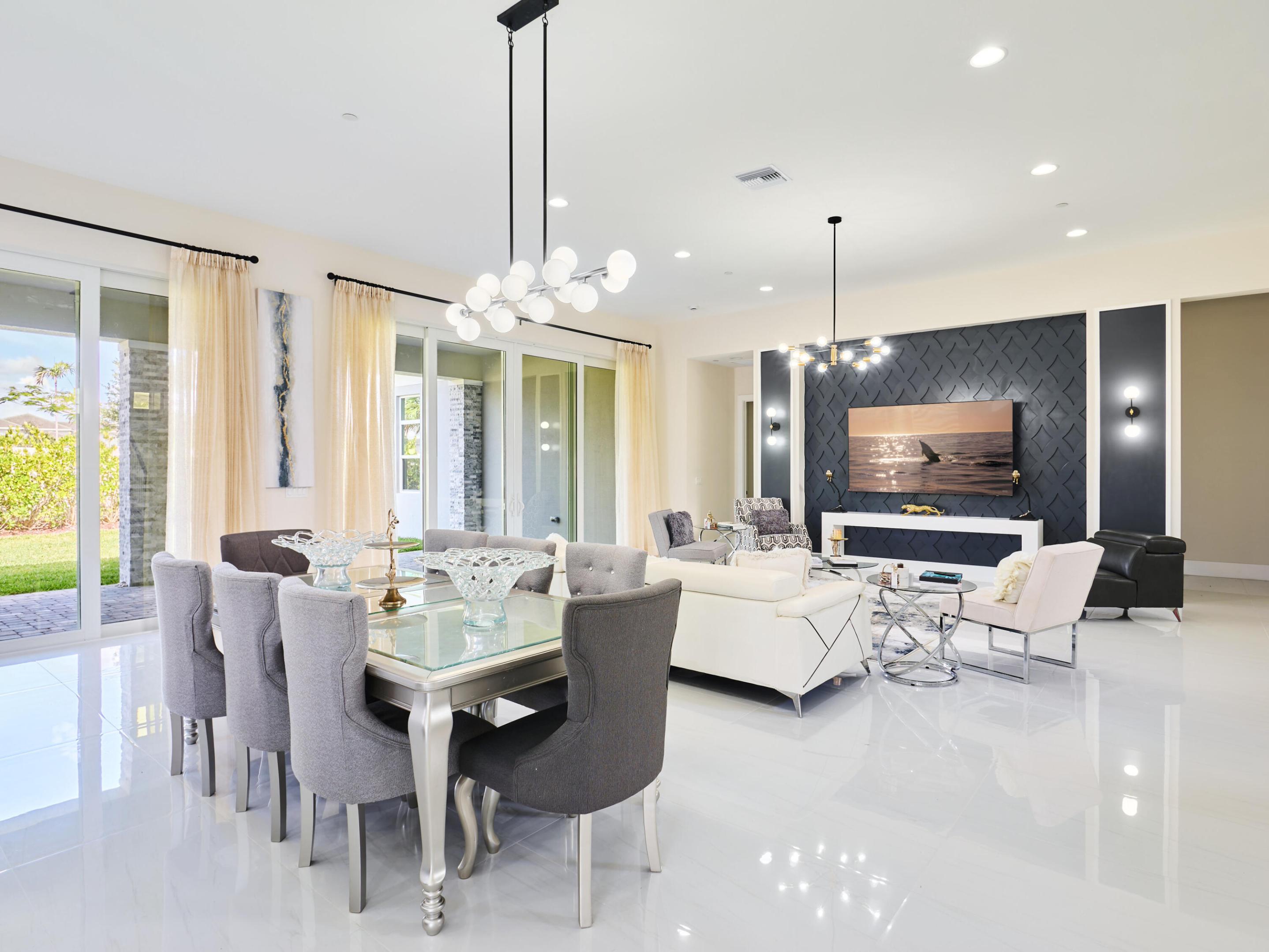 Palm Beach Gardens photo 3